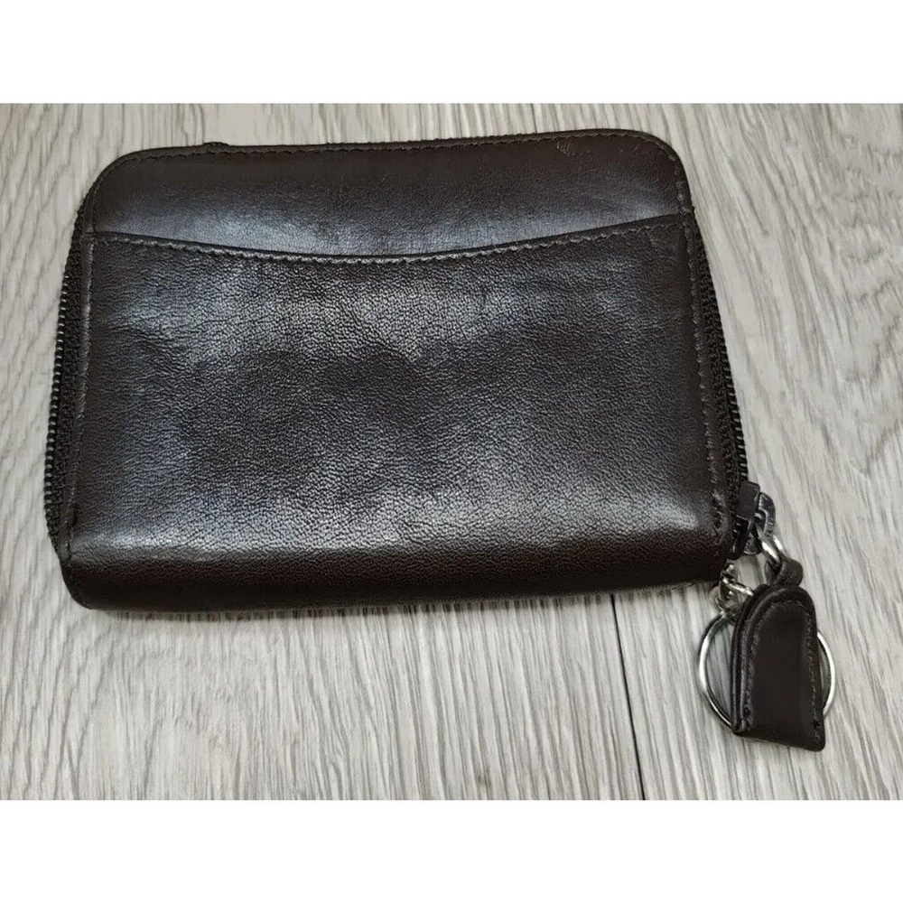 Eddie Bauer‎ Women's Brown Leather Wallet Coin Holder Zip Around